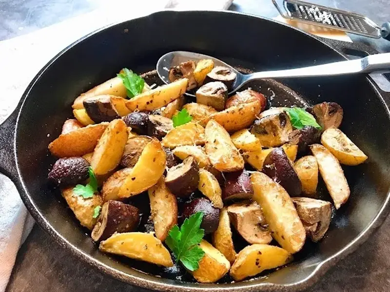 سیب زمینی با قارچ